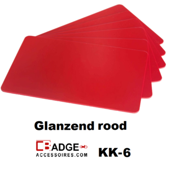 Solid rood dubbelzijdig gekleurde kunststof PVC kaart in creditkaart formaat. dikte 0.76 mm